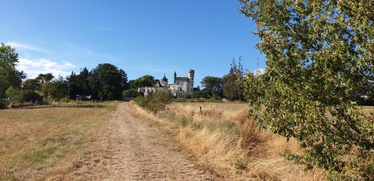 Château de Villeneuve Montolieu Exterior foto