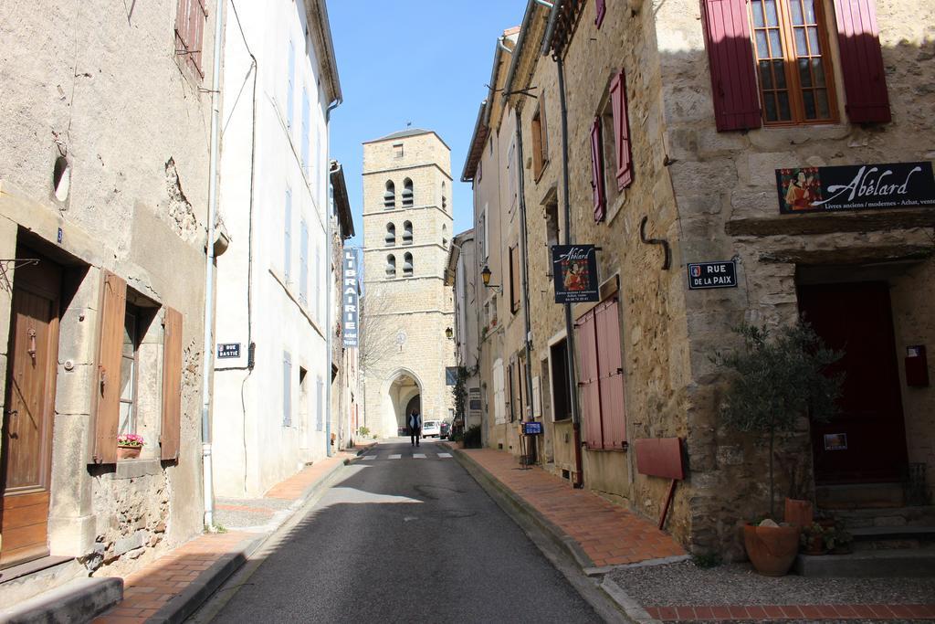 Château de Villeneuve Montolieu Exterior foto